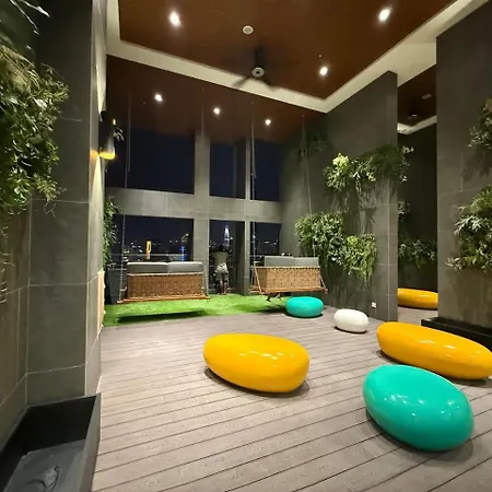 The Riveria City By 54Th Fl00R Swimming Pool Kuala Lumpur Exterior photo