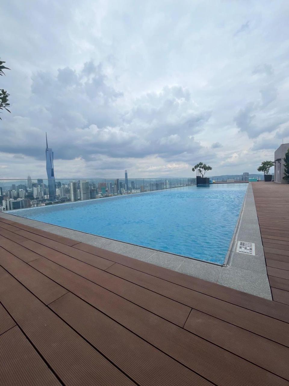 The Riveria By 54th Fl00r Swimming Pool Kuala Lumpur