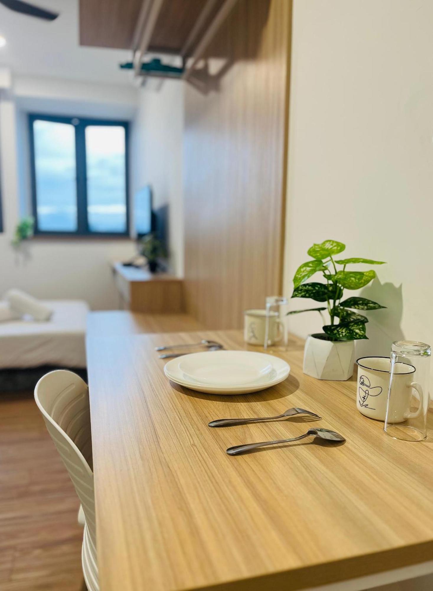 Apartment The Riveria By 54th Fl00r Swimming Pool